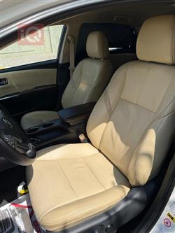 تويوتا أفالون